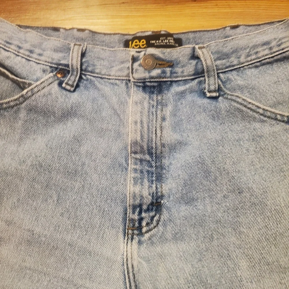 Vintage Y2K Lee Mens Baggy Loose Denim DISTRESSED Jean Shorts Size 34 Jorts